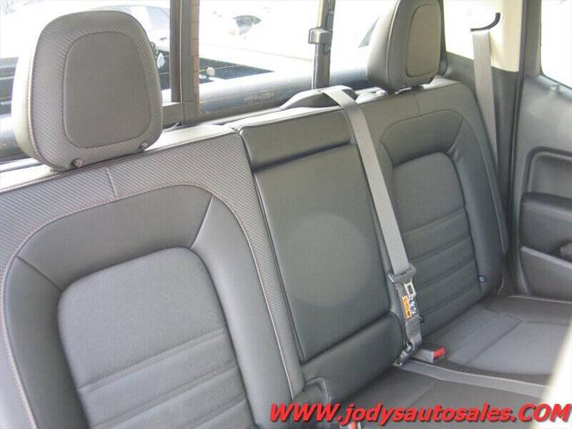 2022 GMC Canyon 4WD Crew Cab Short Box AT4 - Cloth