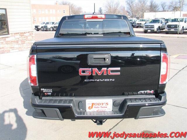 2022 GMC Canyon 4WD Crew Cab Short Box AT4 - Cloth