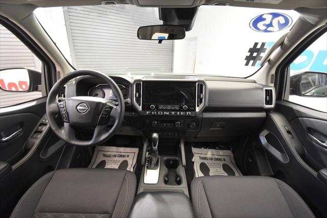 2025 Nissan Frontier Crew Cab SV 4x2
