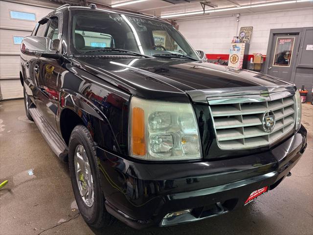 2005 Cadillac Escalade EXT Standard