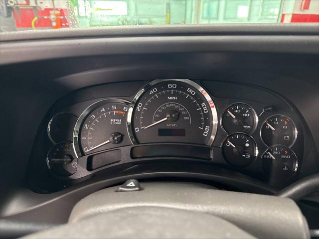 2005 Cadillac Escalade EXT Standard