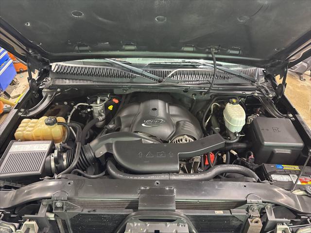 2005 Cadillac Escalade EXT Standard