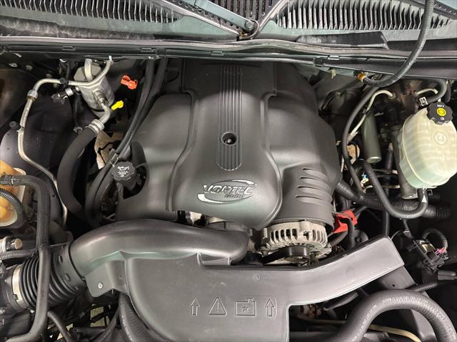 2005 Cadillac Escalade EXT Standard