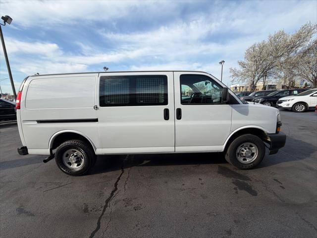 2020 Chevrolet Express Cargo Van RWD 2500 Regular Wheelbase WT
