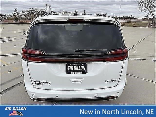 2026 Chrysler Pacifica Limited