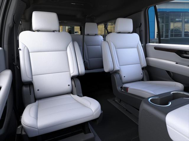 2025 Chevrolet Suburban 4WD Premier