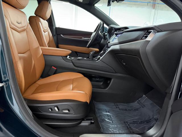 2026 Cadillac XT5 Premium Luxury FWD