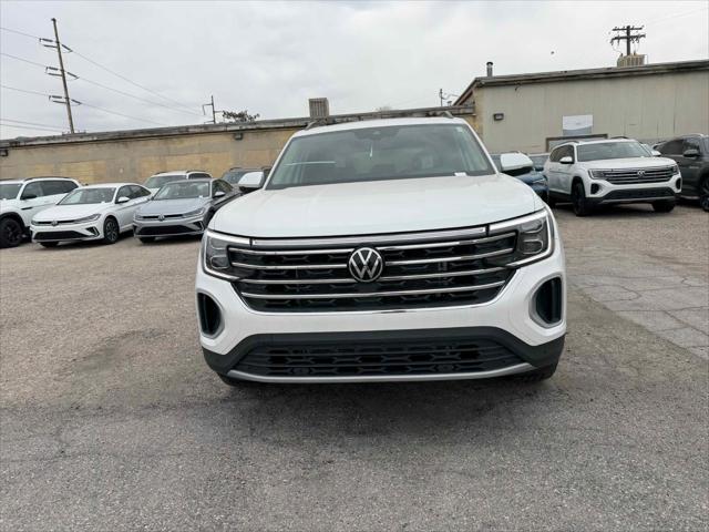 2026 Volkswagen Atlas SE with Technology