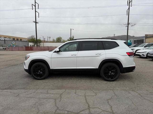 2026 Volkswagen Atlas SE with Technology
