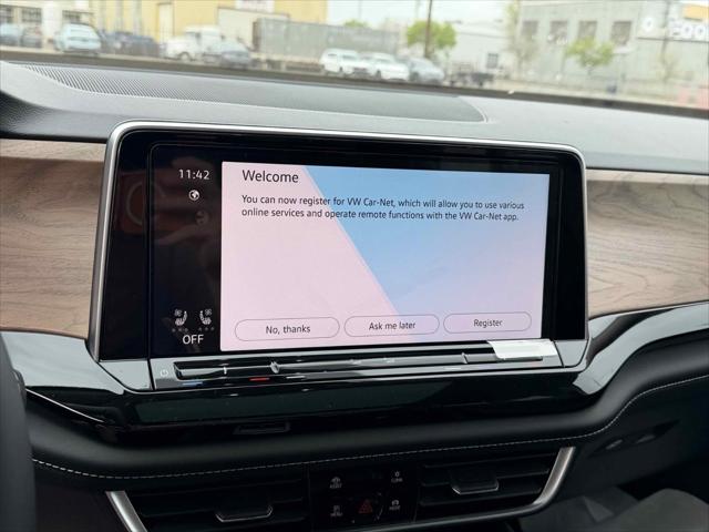 2026 Volkswagen Atlas SE with Technology