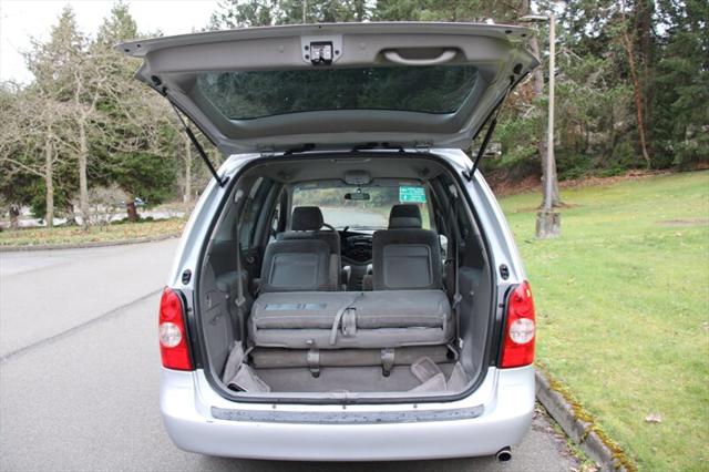 2003 Mazda MPV LX