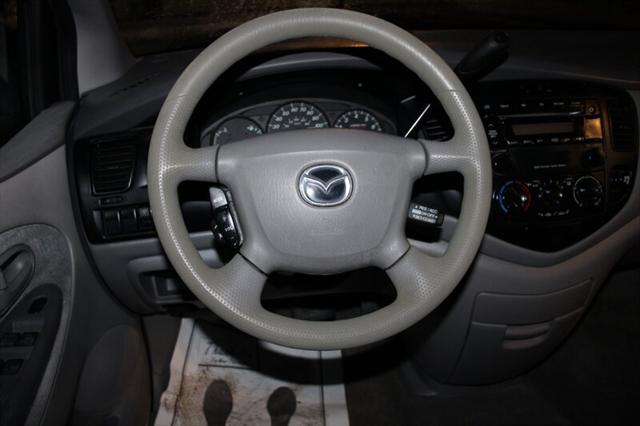 2003 Mazda MPV LX