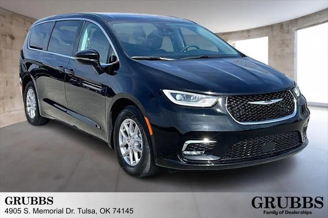 2024 Chrysler Pacifica Touring L for sale in Tulsa, OK