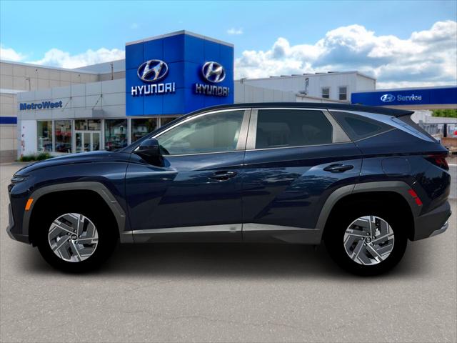 2026 Hyundai Tucson Hybrid Blue SE