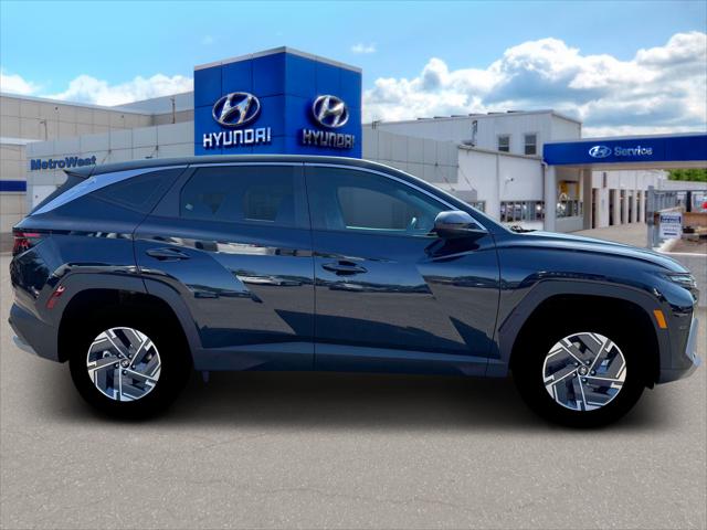 2026 Hyundai Tucson Hybrid Blue SE