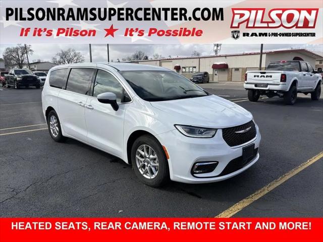 2023 Chrysler Pacifica Touring L for sale in Charleston, IL