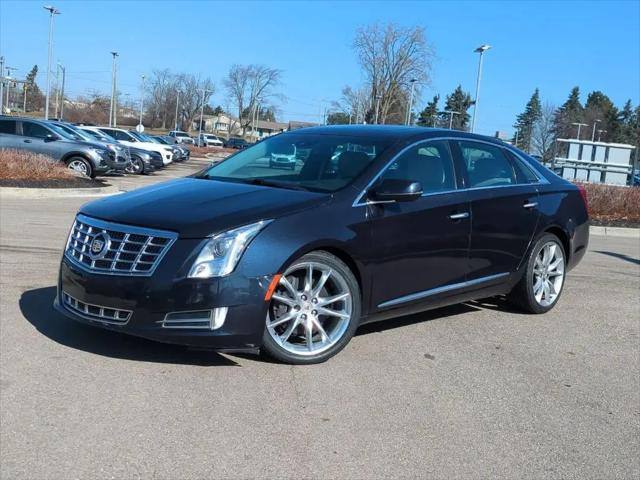 2013 Cadillac XTS Premium for sale in Waterford, MI