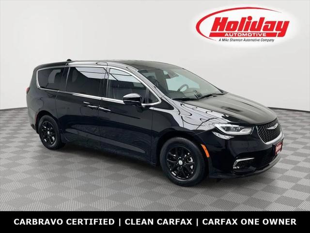 2025 Chrysler Pacifica Select for sale in Fond Du Lac, WI