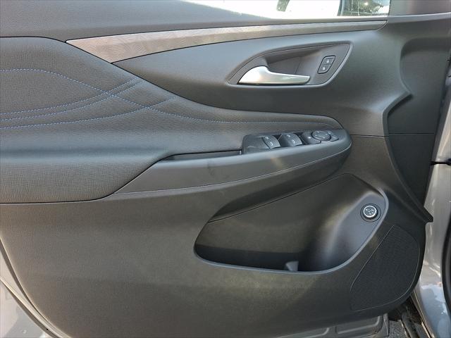 2026 Buick NV Sport Touring FWD