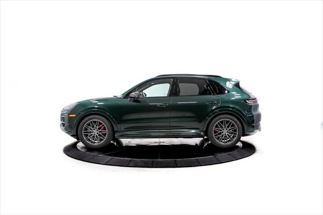 2025 Porsche Cayenne GTS