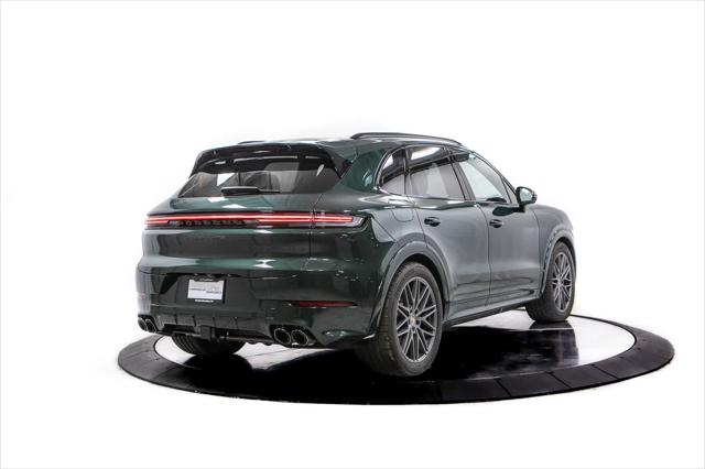 2025 Porsche Cayenne GTS