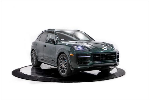 2025 Porsche Cayenne GTS