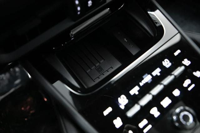 2025 Porsche Cayenne GTS