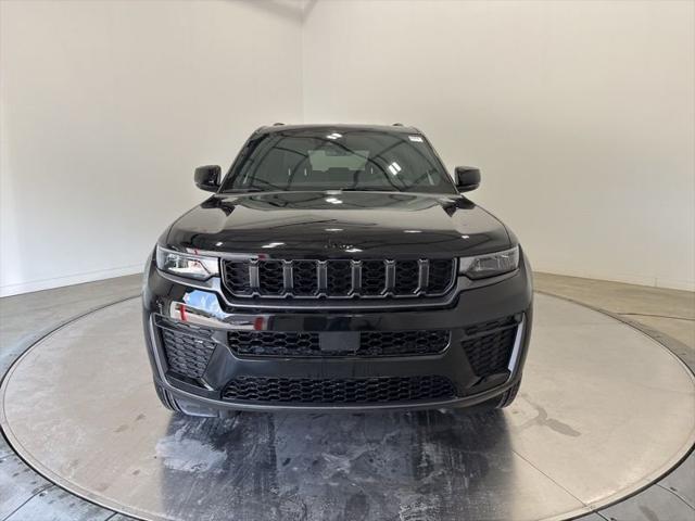 2026 Jeep Grand Cherokee GRAND CHEROKEE LAREDO ALTITUDE 4X4
