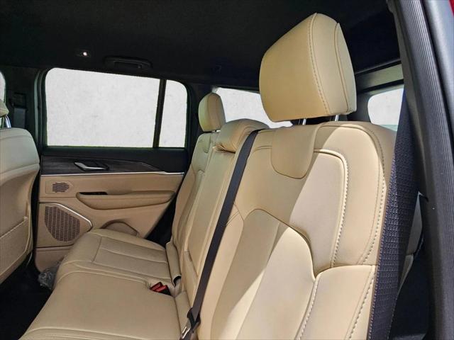 2026 Jeep Grand Cherokee Limited 4x2
