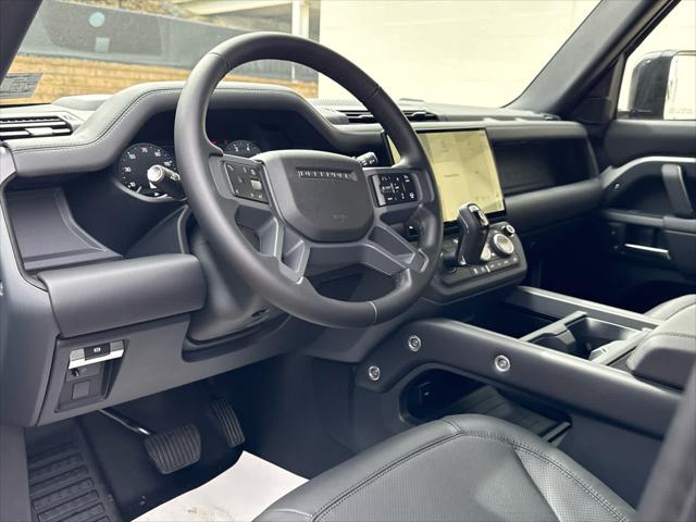 2026 Land Rover Defender P400 X-Dynamic SE