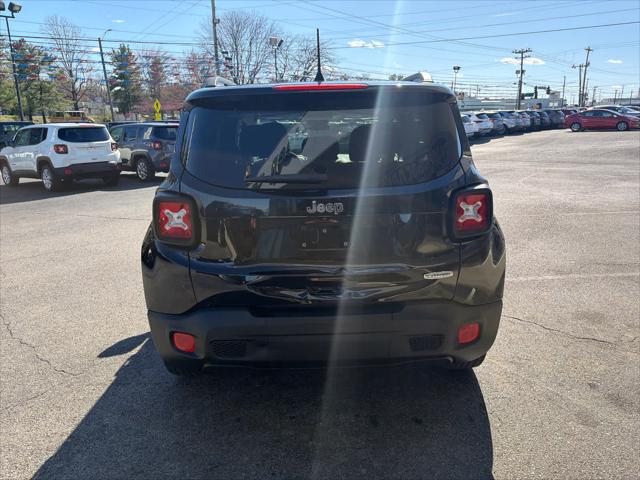 2018 Jeep Renegade Latitude FWD