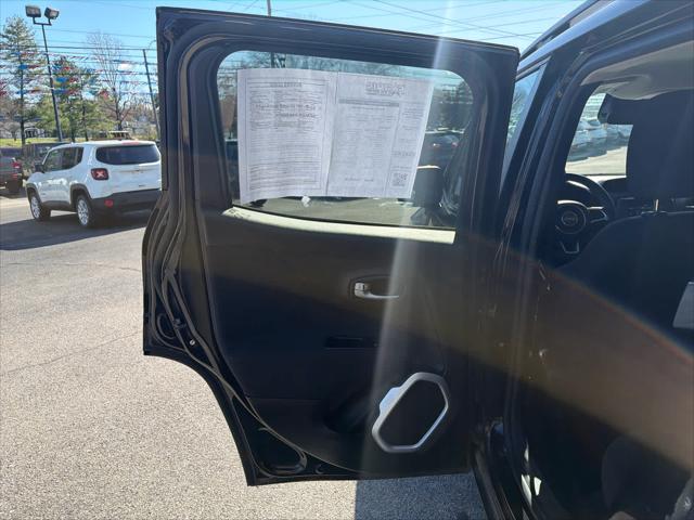 2018 Jeep Renegade Latitude FWD