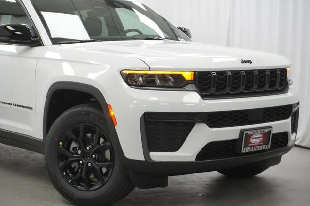 2026 Jeep Grand Cherokee GRAND CHEROKEE LAREDO ALTITUDE 4X4