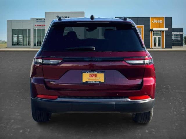 2026 Jeep Grand Cherokee Altitude 4x4