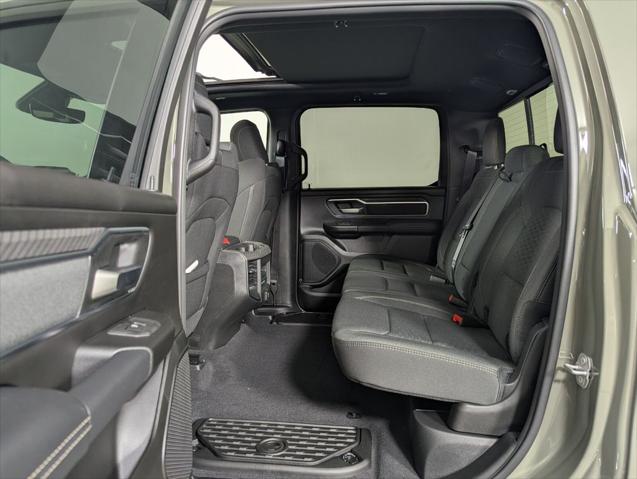 2026 Ram 1500 Big Horn Crew Cab 4x4 5'7" Box