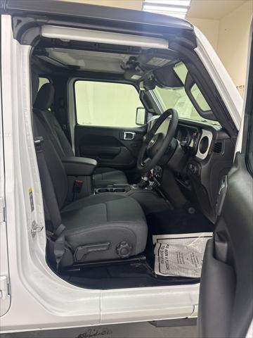 2026 Jeep Wrangler 4-Door Sport RHD 4x4