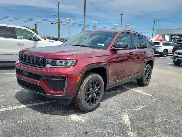 2026 Jeep Grand Cherokee GRAND CHEROKEE LAREDO ALTITUDE 4X2