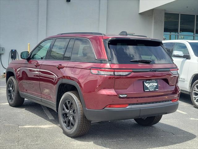 2026 Jeep Grand Cherokee GRAND CHEROKEE LAREDO ALTITUDE 4X2
