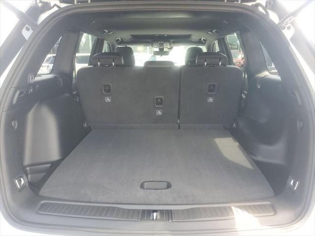 2026 Jeep Grand Cherokee Altitude 4x2
