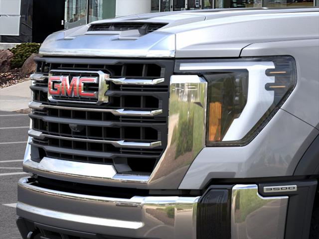 2026 GMC Sierra 3500HD Crew Cab, Long Bed, SLT Dual Rear Wheel, 4WD