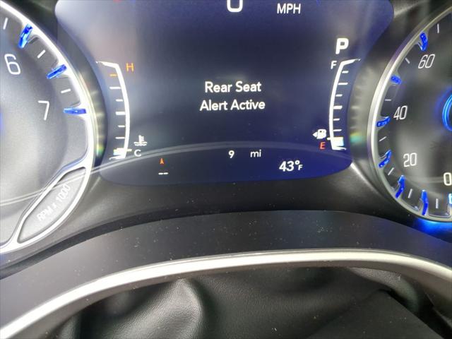 2026 Chrysler Pacifica Select AWD