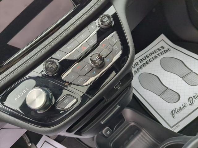 2026 Chrysler Pacifica Select AWD