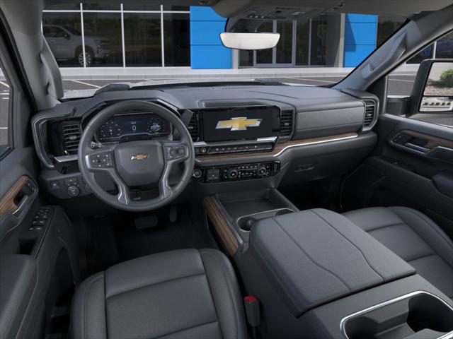 2026 Chevrolet Silverado 3500HD Crew Cab, Long Bed, LT Dual Rear Wheel, RWD