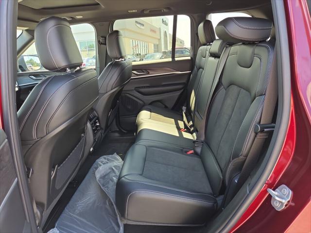 2026 Jeep Grand Cherokee Altitude 4x4