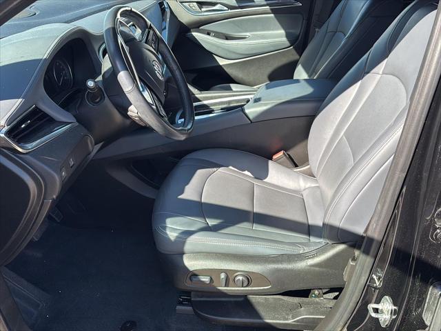 2023 Buick Enclave Essence FWD