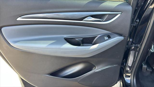 2023 Buick Enclave Essence FWD