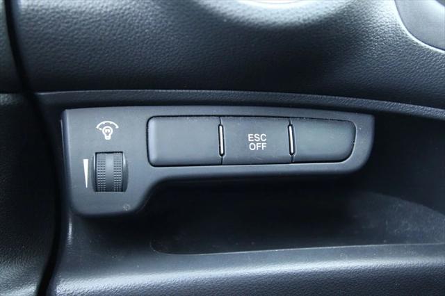 2009 Kia Rondo LX V6