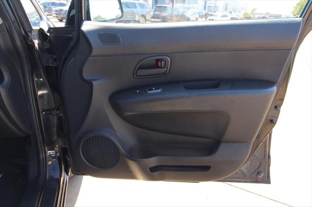 2009 Kia Rondo LX V6