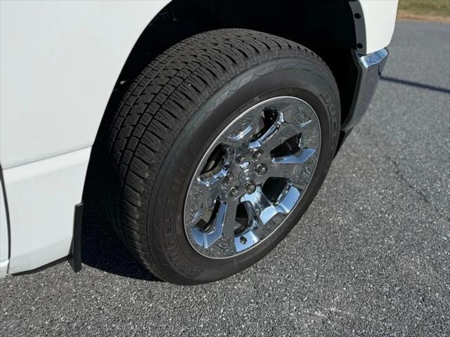 2022 Ram 1500 Big Horn Crew Cab 4x4 5'7" Box
