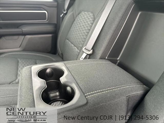 2026 Ram 1500 Big Horn Crew Cab 4x4 5'7" Box
